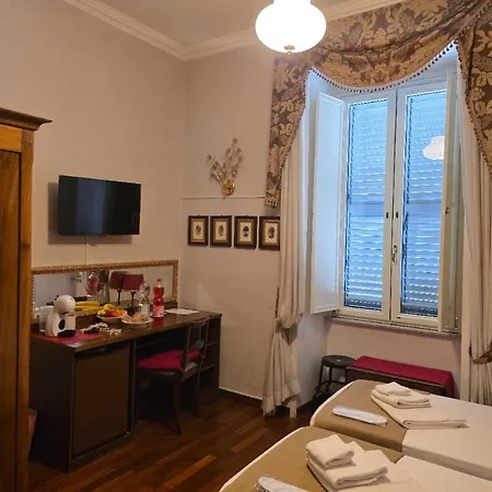 Chez Oriana Termini St 홈스테이