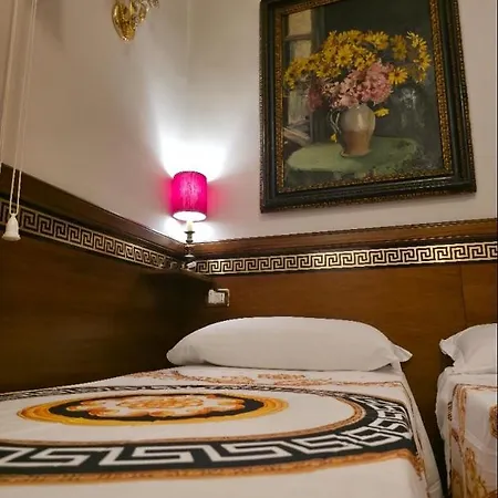 Chez Oriana Termini St منزل للإقامة روما