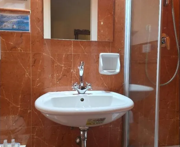 Chez Oriana Termini St Roma